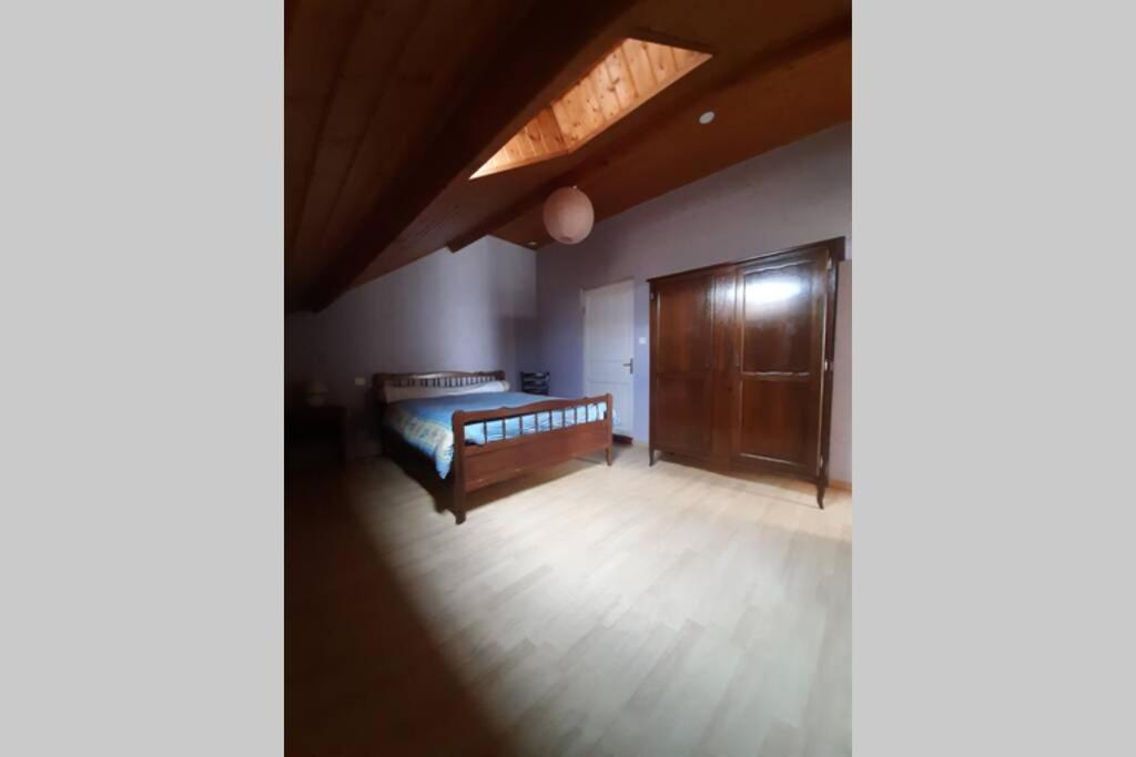 Appartement Calme En Pleine Campagne Malaussanne Экстерьер фото